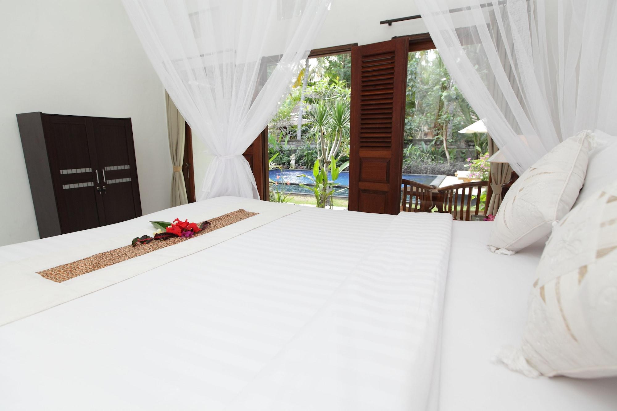 The Well House Hotel Lembongan Exterior photo