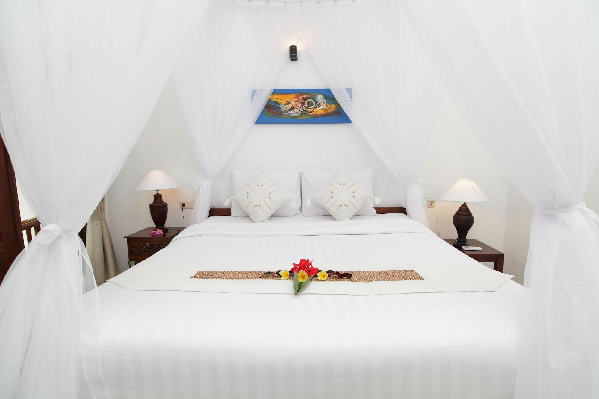 The Well House Hotel Lembongan Exterior photo