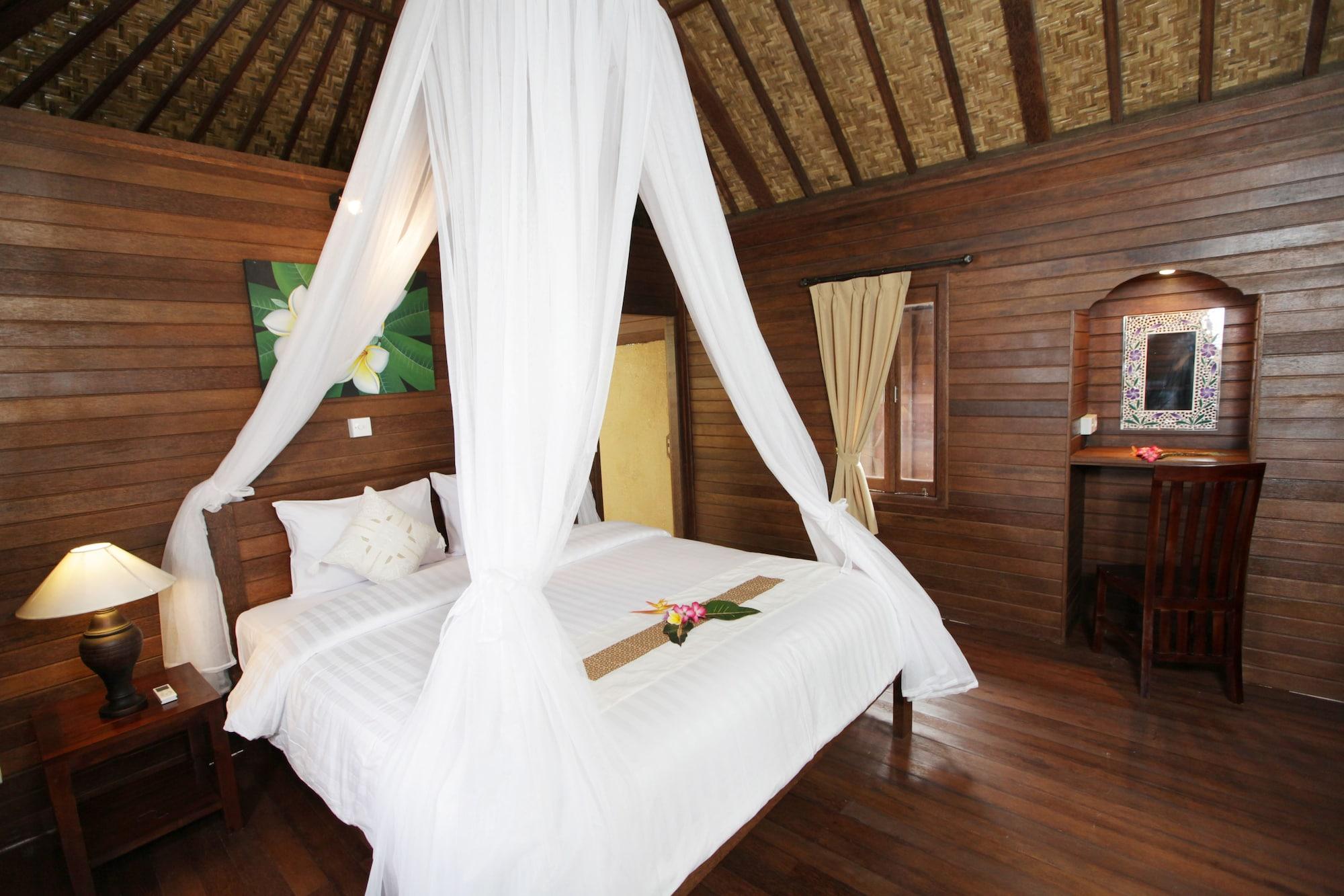 The Well House Hotel Lembongan Exterior photo
