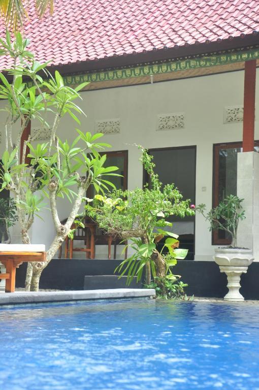The Well House Hotel Lembongan Exterior photo