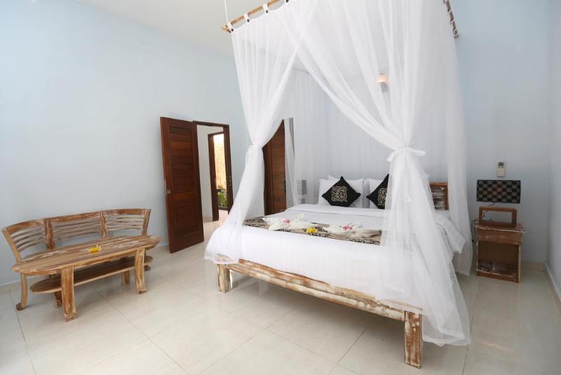 The Well House Hotel Lembongan Exterior photo