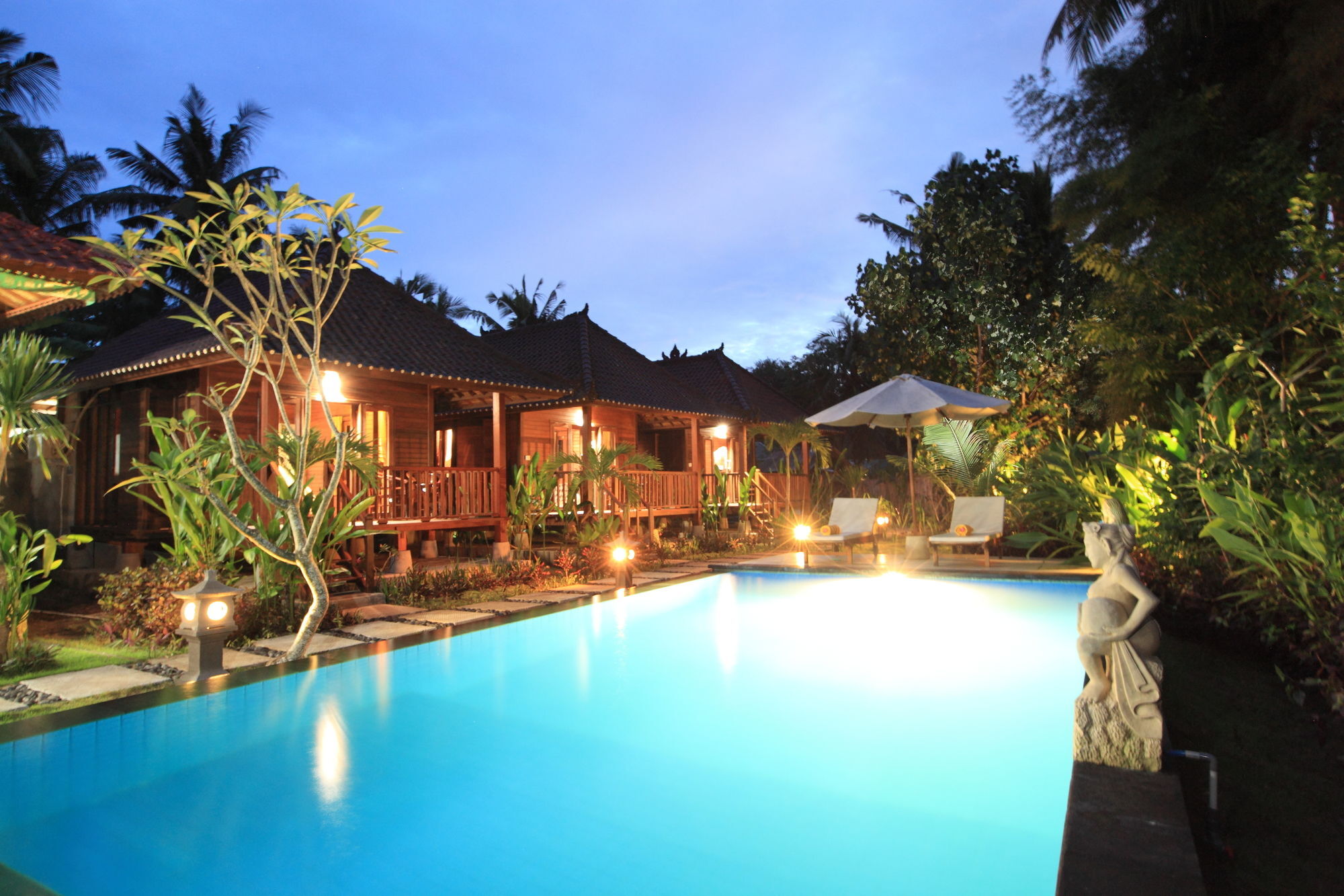 The Well House Hotel Lembongan Exterior photo