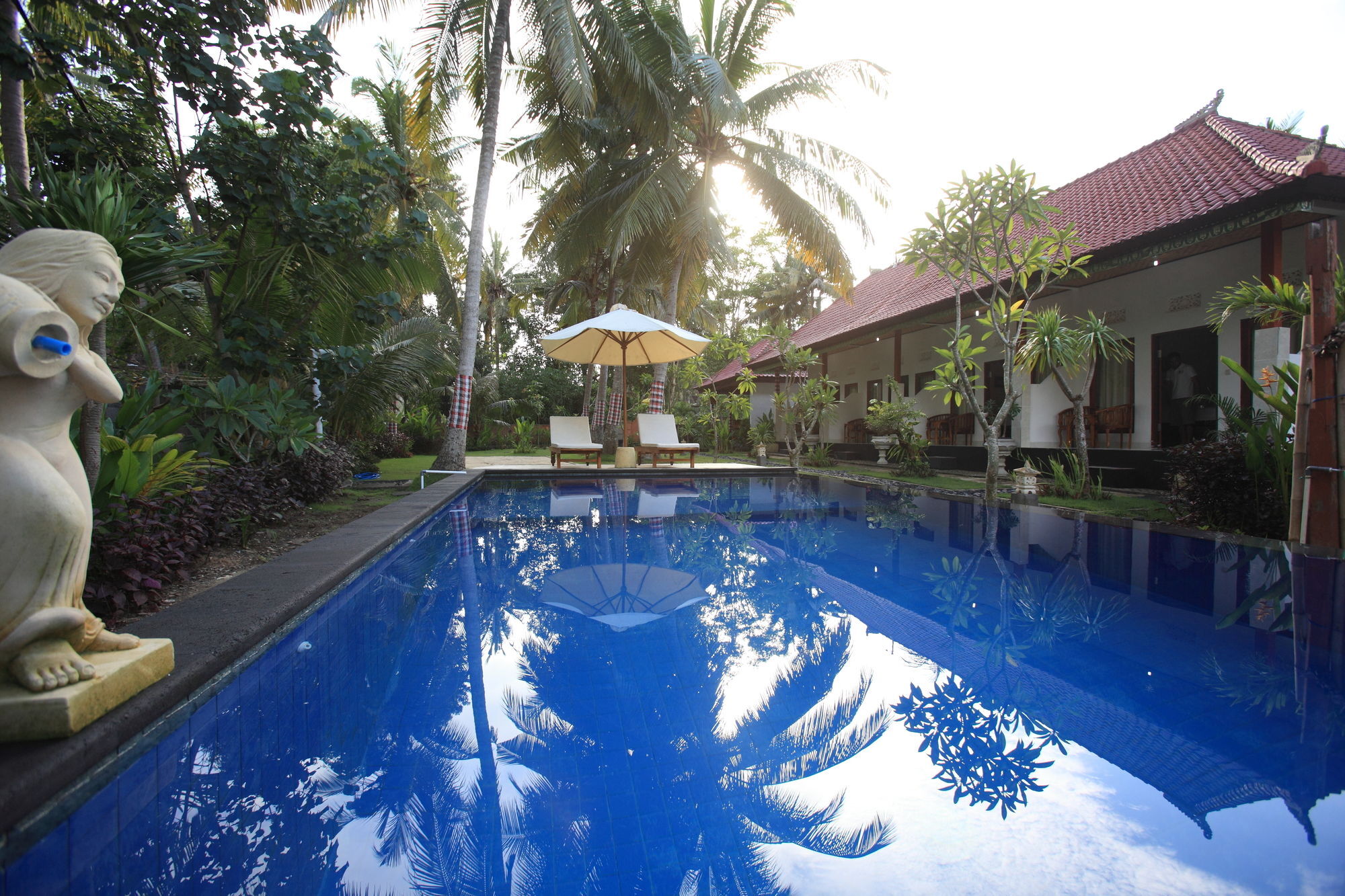 The Well House Hotel Lembongan Exterior photo