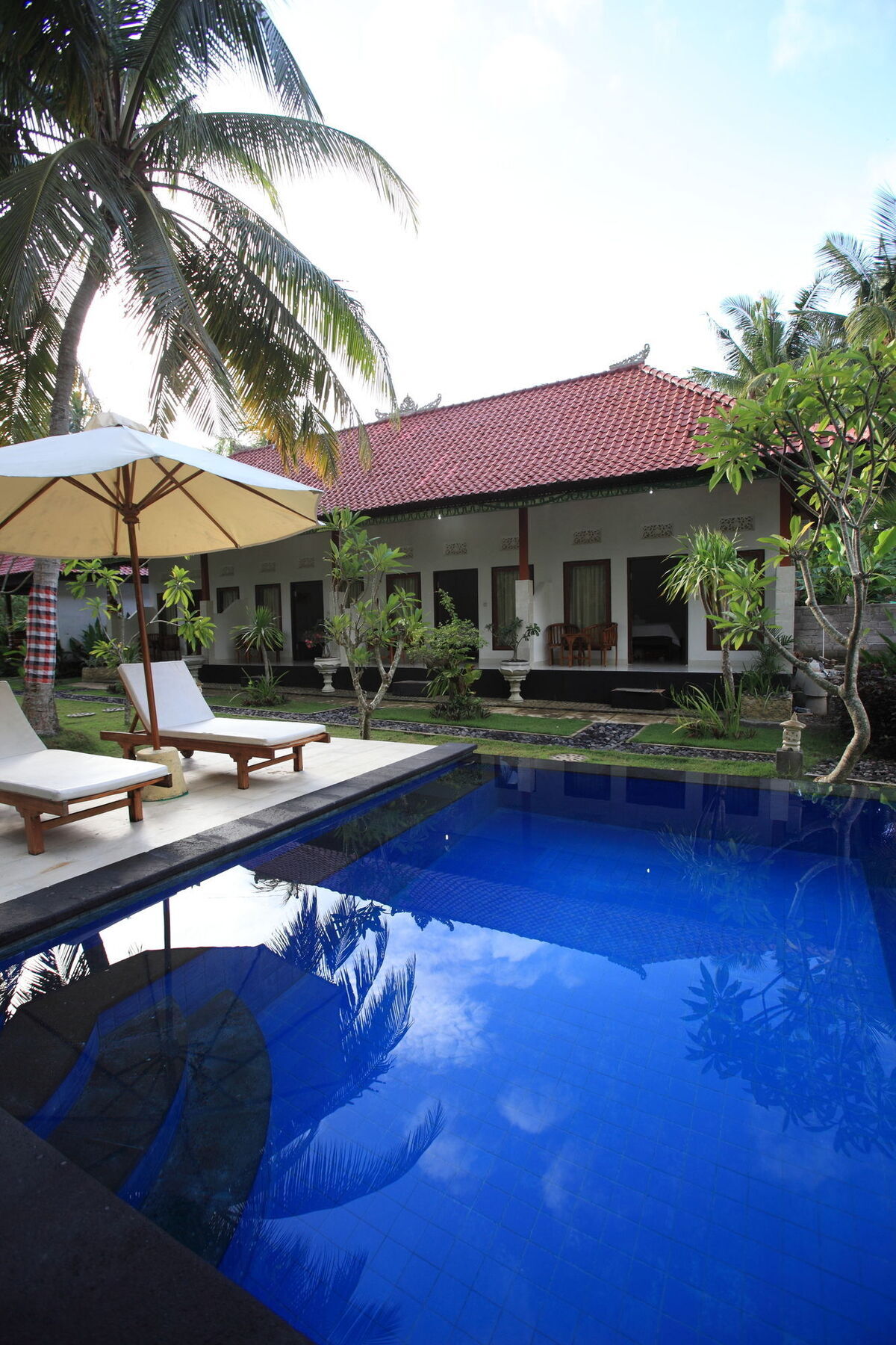 The Well House Hotel Lembongan Exterior photo