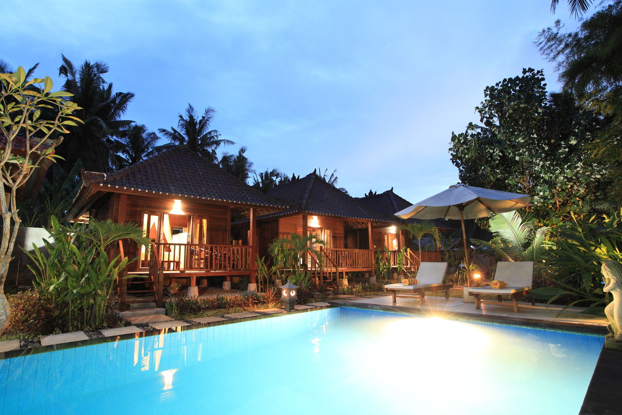 The Well House Hotel Lembongan Exterior photo