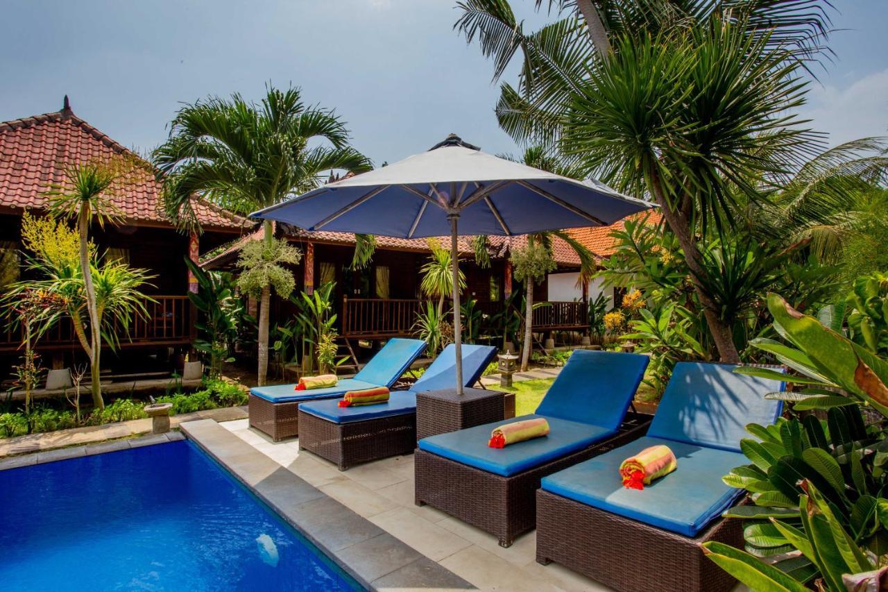 The Well House Hotel Lembongan Exterior photo