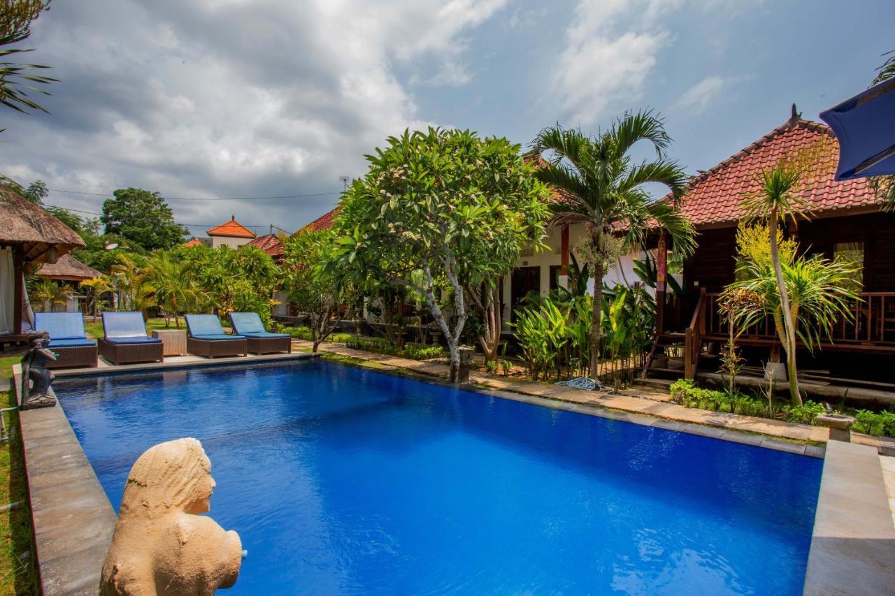 The Well House Hotel Lembongan Exterior photo