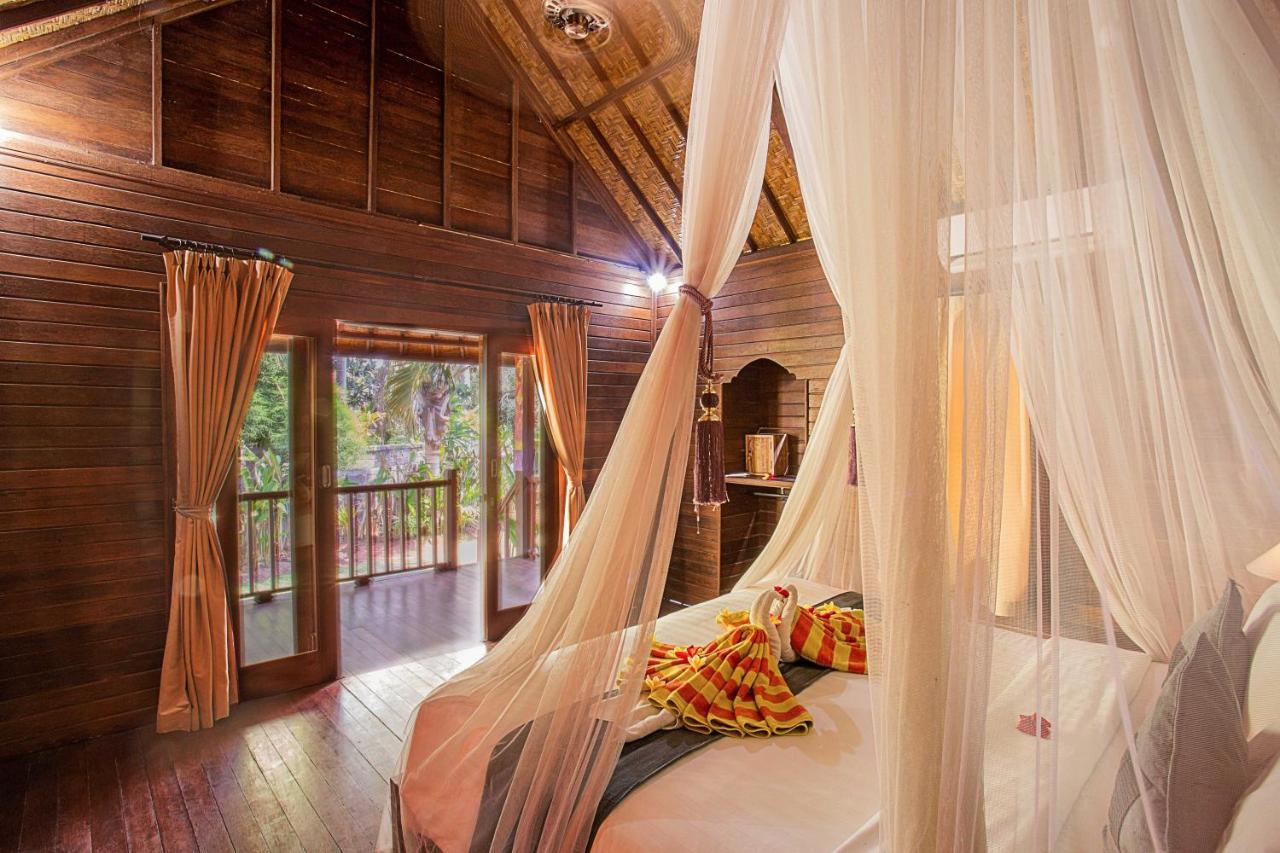 The Well House Hotel Lembongan Exterior photo
