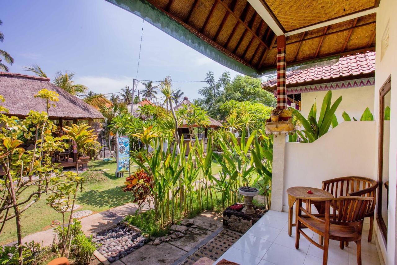 The Well House Hotel Lembongan Exterior photo