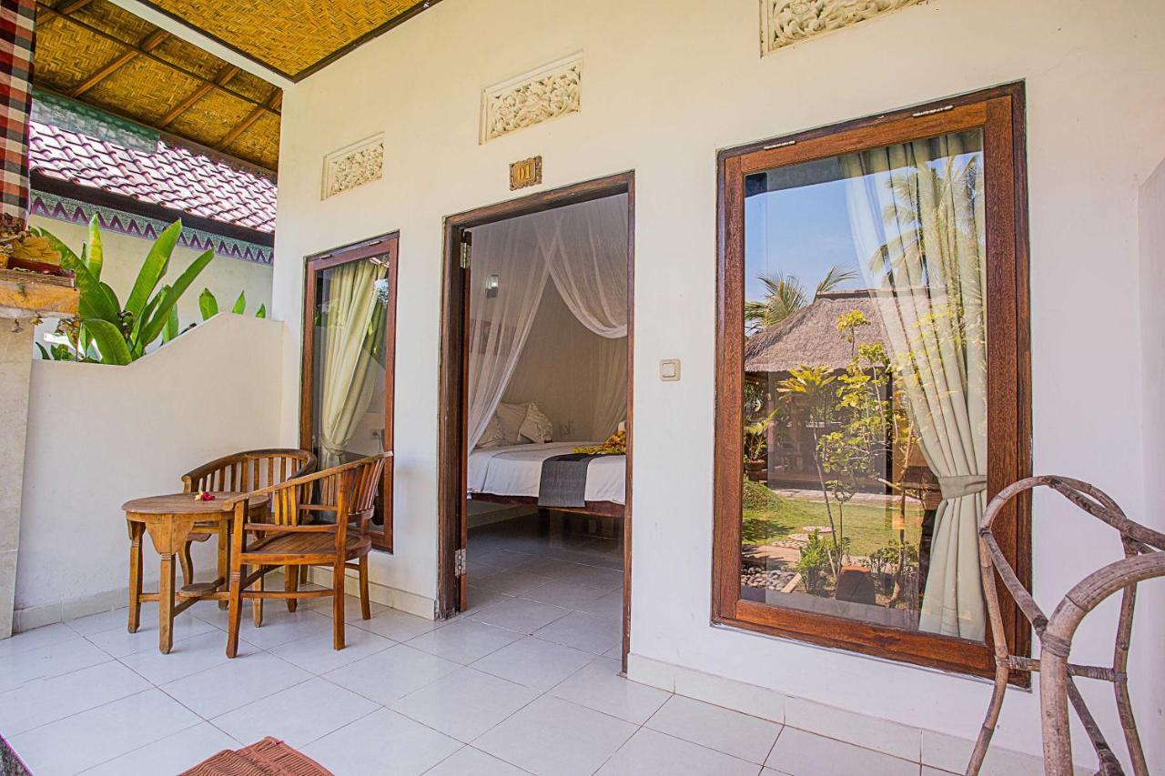 The Well House Hotel Lembongan Exterior photo